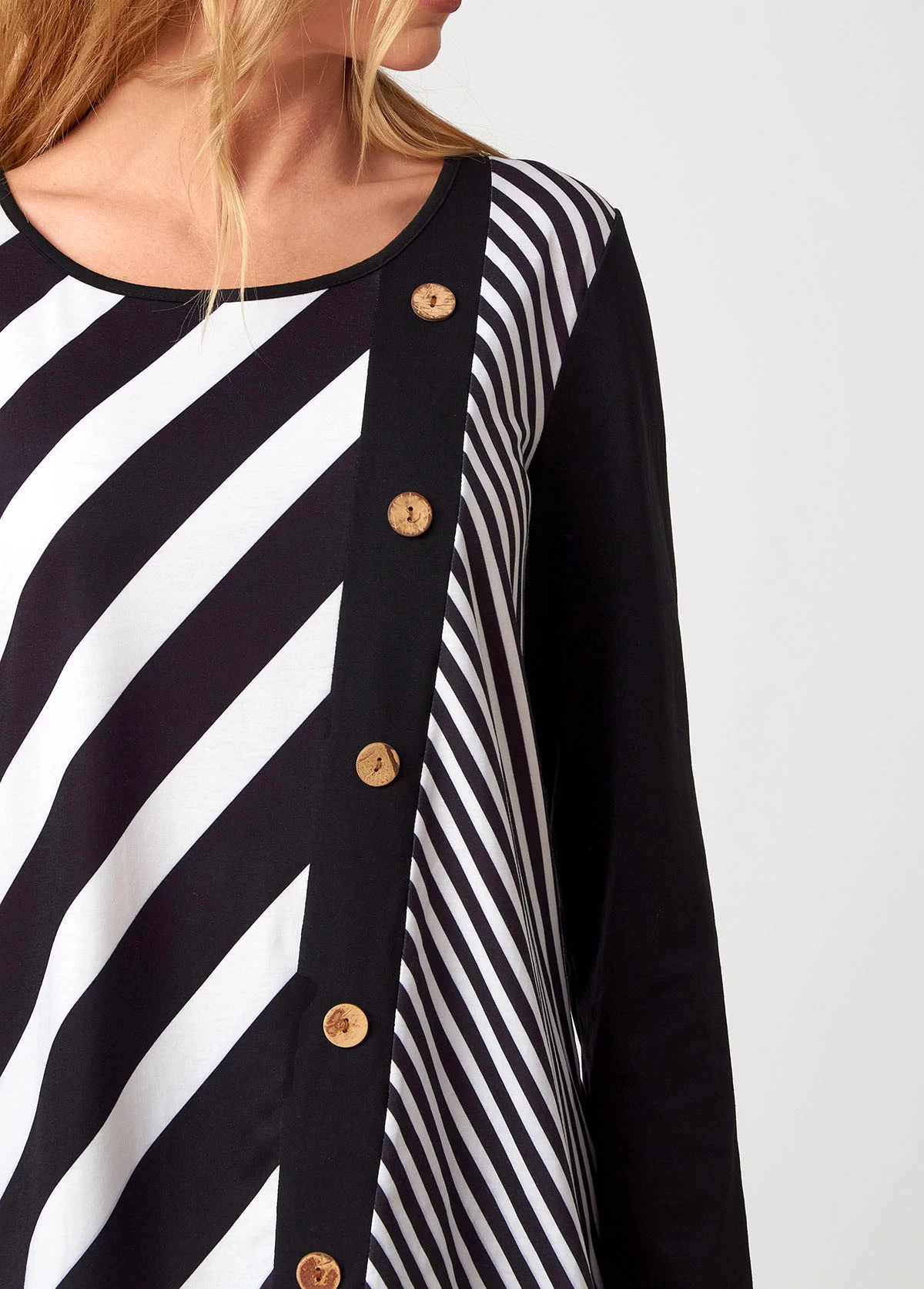 Decorative Button Stripe Print Long Sleeve T Shirt - Image 5