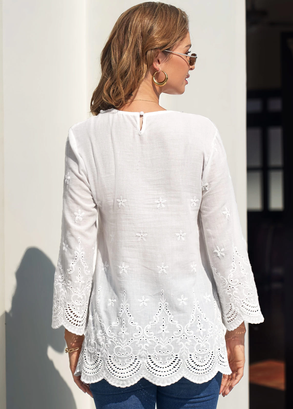 Lace Stitching White Split Neck Hollow Embroidery Blouse - Image 2