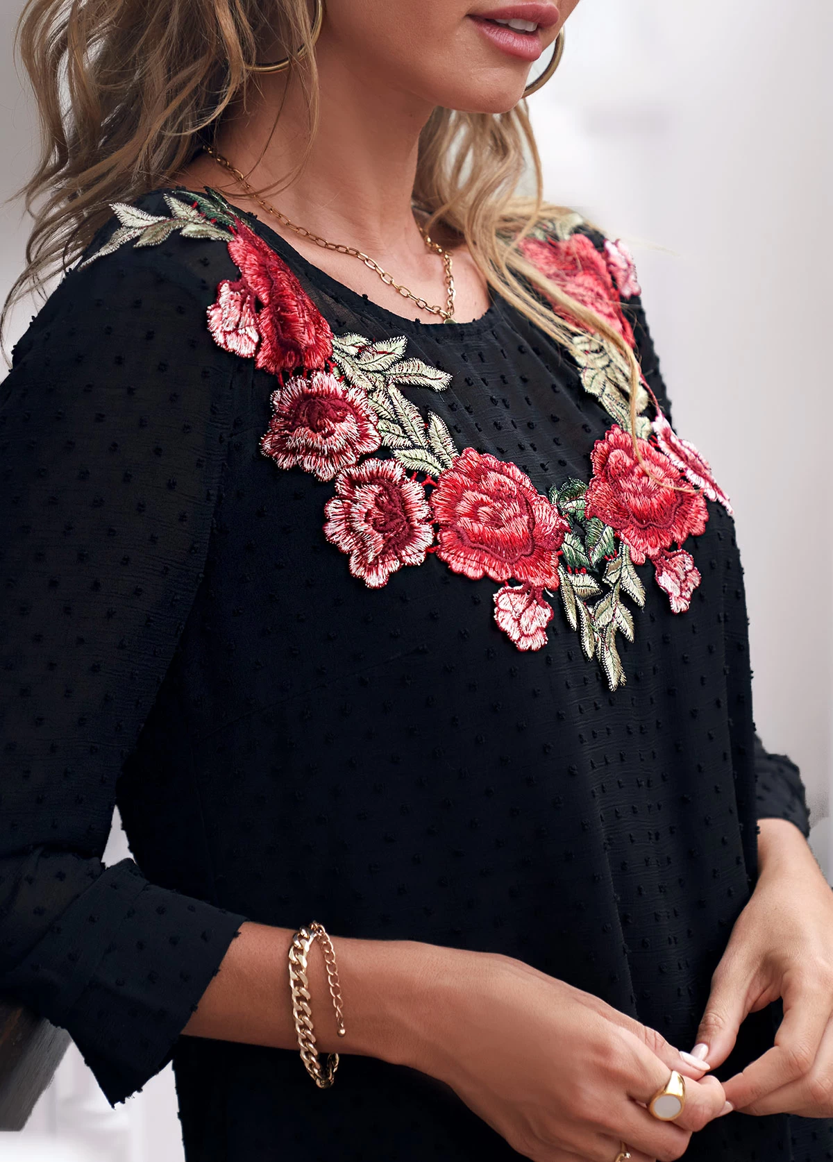 Flower Applique 3/4 Sleeve Round Neck Black Blouse - Image 3