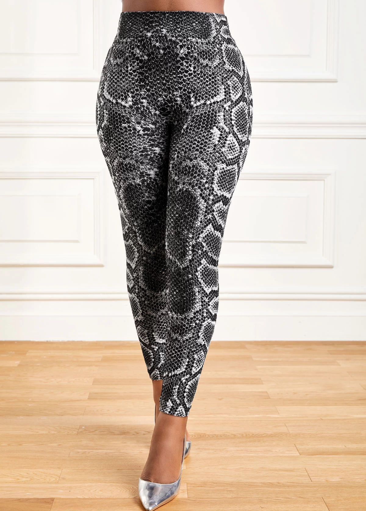 Grey Snakeskin Print High Waisted Leggings - Image 4