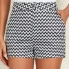 Black Pocket Wave Pattern Print Shorts