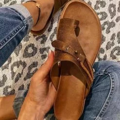 Dark Coffee Toe Post Falt Flip Slippers