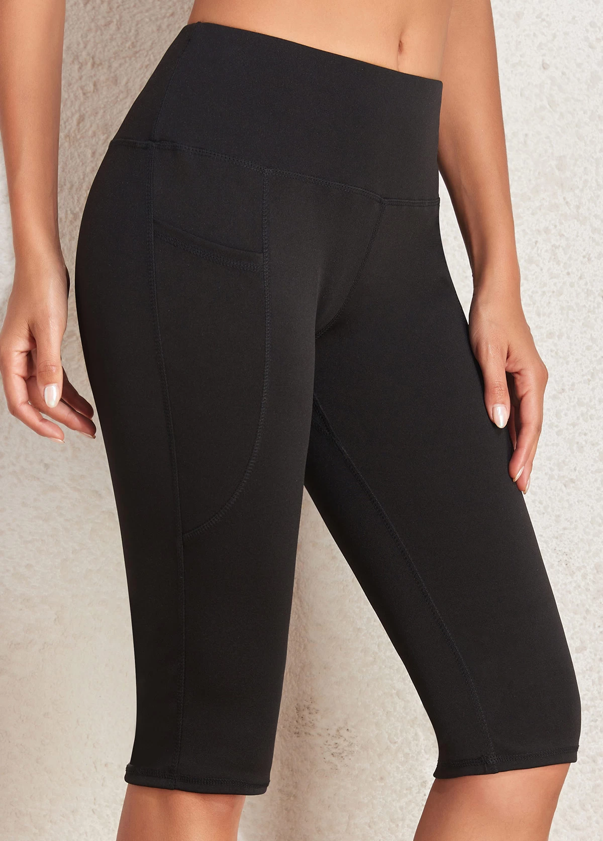 Black Mid Waisted Knee Length Elastic Waist Leggings - Image 3
