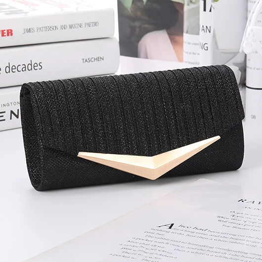Black Magnetic Chains Metal Design Clutch Bag