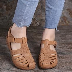 Light Coffee Round Toe Mid Heel Sandals