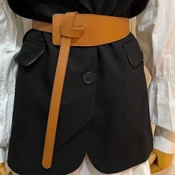 Twist Faux Leather Dark Camel Belt