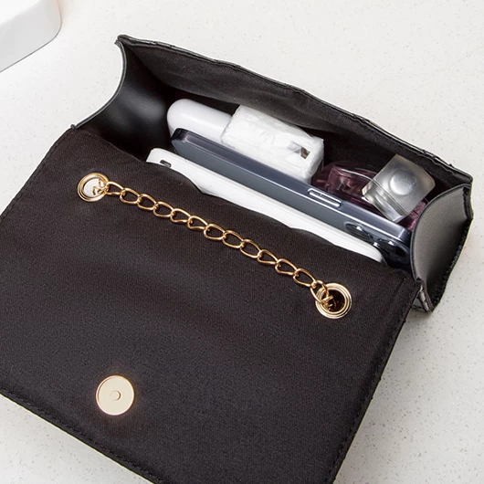 Black Magnetic Chains PU Crossbody Bag - Image 3