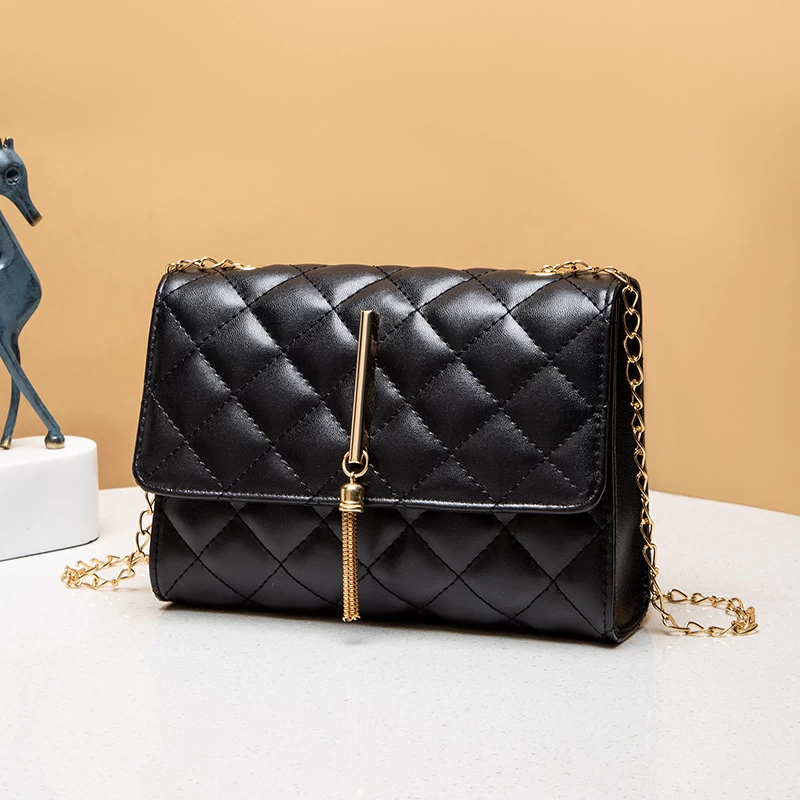 Black Magnetic Chains PU Crossbody Bag - Image 2